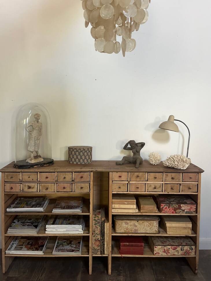Meuble de quincaillerie