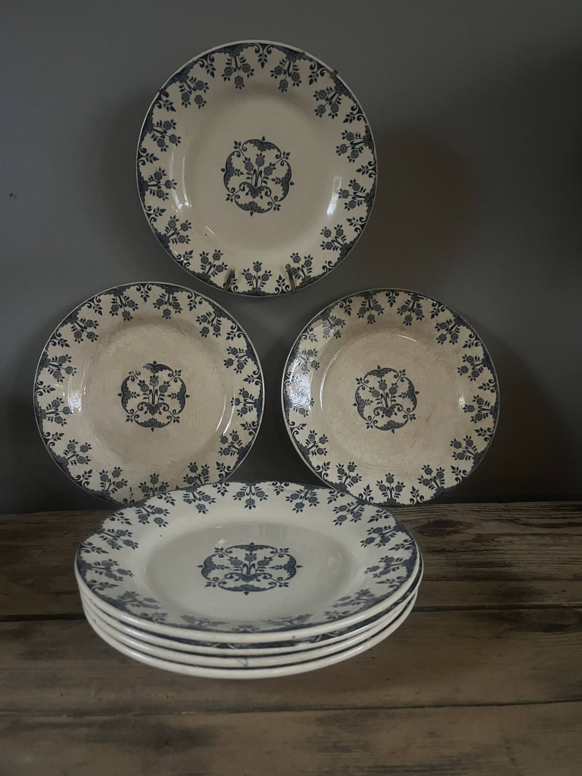 Lot d'assiettes – Image 3