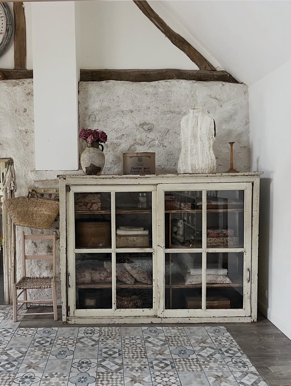 Ancienne vitrine de commerce